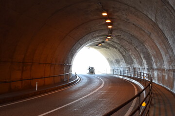 トンネル 自動車道路 山形県庄内