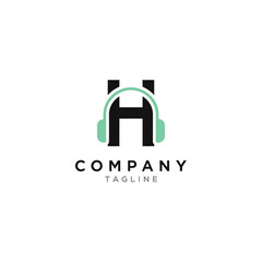 Fototapeta premium Minimalist modern logo design featuring letter h with headphones symbolizing audio and technology
