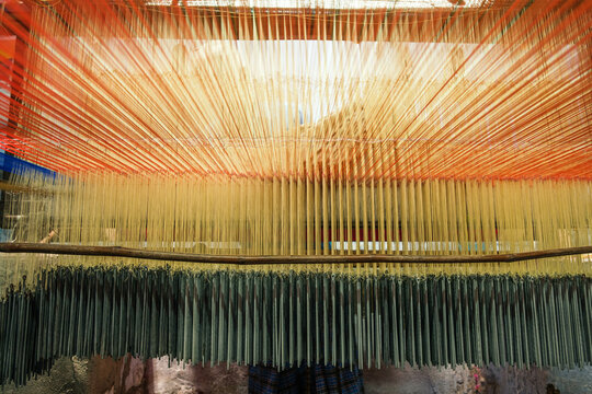 Kanchipuram silk saree weaving process