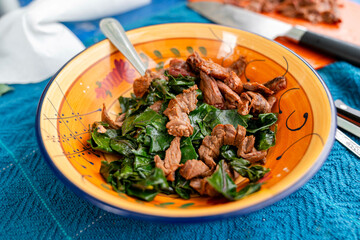 bowl of meat and veggie stir fry 