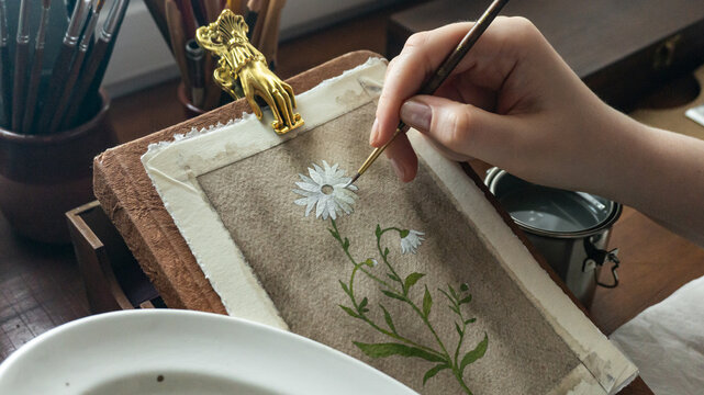Drawing a daisy with watercolor