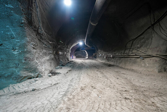 subway tunnel excavation construction