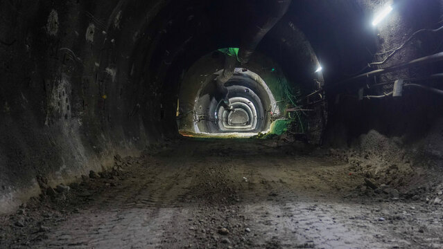 subway tunnel excavation construction