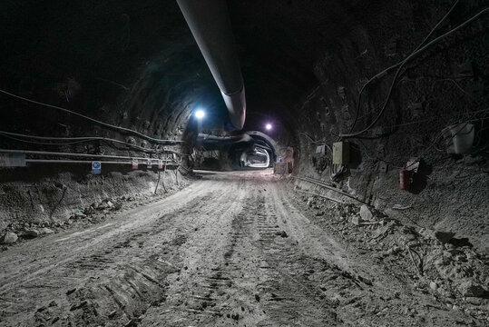 subway tunnel excavation construction