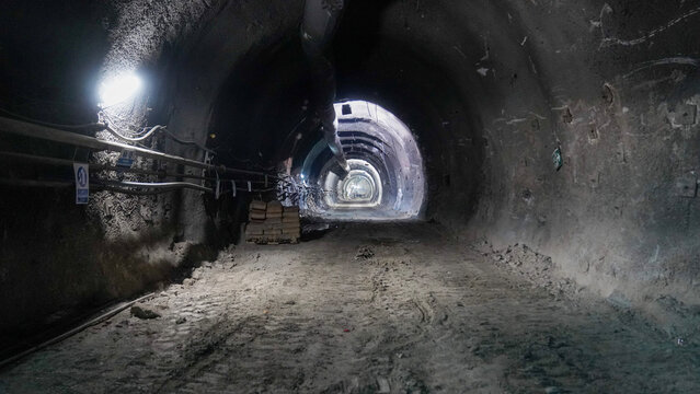 subway tunnel excavation construction