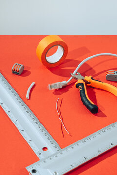 Electrician tools