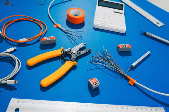  Electrician tools and devices