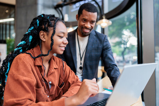 Student receiving guidance from advisor
