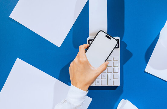 Paying with smartphone