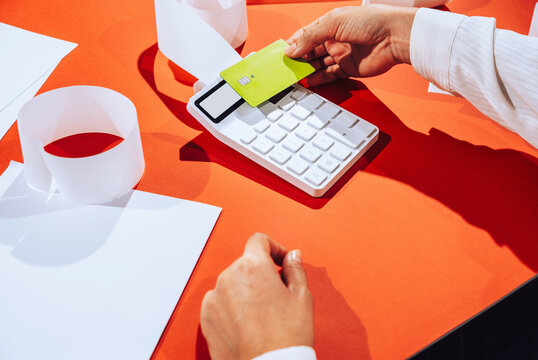 Contactless card payment 