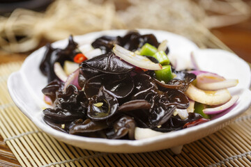 Cold dish black fungus