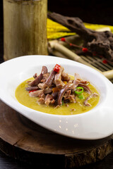 Shredded Pork Tripe in Pepper and Spicy Milk Soup