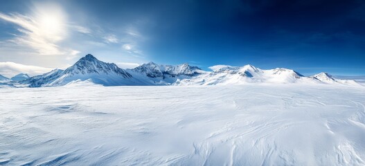 Obraz premium Snowy Mountain Range Panorama
