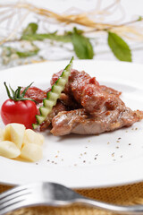 Sizzling Australian flank steak on a straw mat