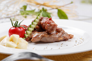 Sizzling Australian flank steak on a straw mat