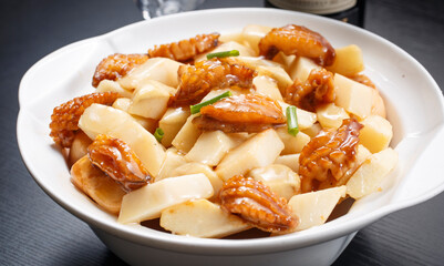 Lipu taro and free range chicken casserole