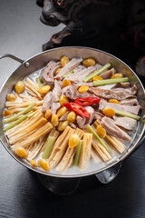 Pot-fried pork belly, bean curd and ginkgo