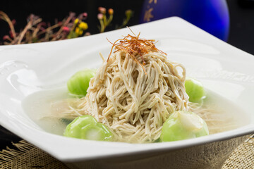 Dried shredded pork in thick soup
