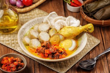 Lontong opor ayam is a culinary specialty of the Cap Go Meh celebration to be enjoyed together as an expression of gratitude for God's blessings to humanity
