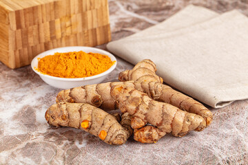 Fresh aroma tumeric roots heap