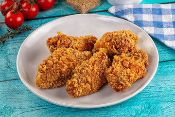 Golden crispy fried chicken wings