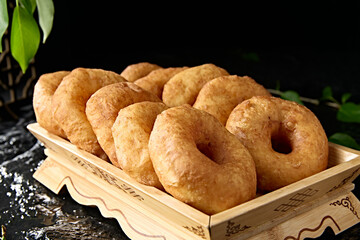 Delicious staple food fried small oil