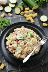 chicken alfredo rigatoni with zucchini and pepper
