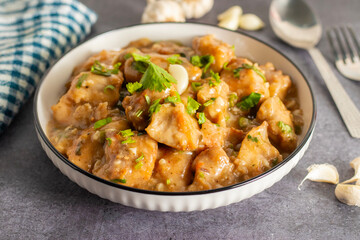 Garlic butter chicken is a delicious dish made with tender chicken cooked in a rich garlic and butter sauce, enhanced with herbs, spices, and lemon.
