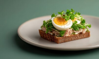 Buttery flatkaka with hangikjoti