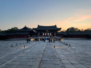 창경궁 명정전, 서울, 대한민국 - 2025년 4월 24일 촬영
Myeongjeongjeon Hall of Changgyeonggung Palace, Seoul South korea - pictured 24 April 2025.