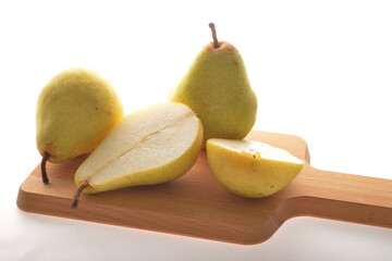 Birne,  Pyrus communis,  Birnenfrüchte,  Freisteller