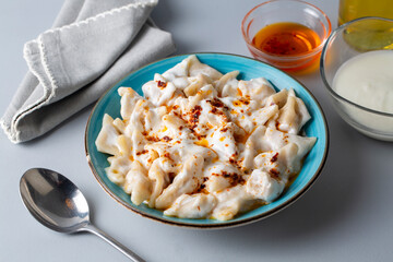 Traditional Turkish cuisine; Turkish ravioli, Turkish name; Manti, ucgen manti