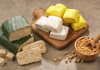 Olahan Kedelai. Various kinds of processed soybeans, namely soy milk, tempeh, tofu and soy sauce