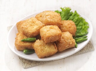 Tahu Goreng. Fried Tofu is a dish made from fried tofu which is often found in Indonesia, Malaysia and Singapore.