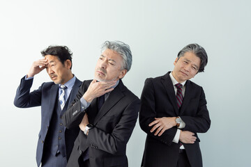 頭痛・眼精疲労・肩凝りを発症した中高年男性ビジネスパーソン