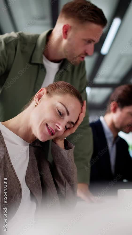 Aufkleber office worker's shocked expression while dealing