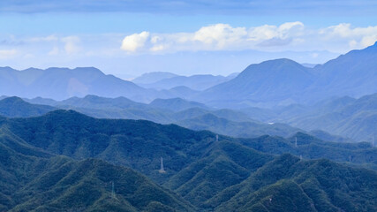 첩첩산중 겹겹산