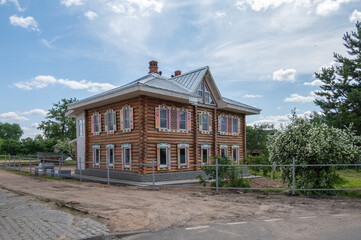 Completion of construction of a vintage city mansion in the old town.