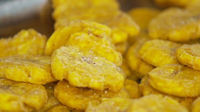 Tostones deep-fried plantains