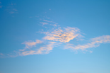 夕陽に染められた雲