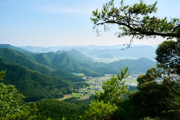 黒田城跡の登山道から見える景色