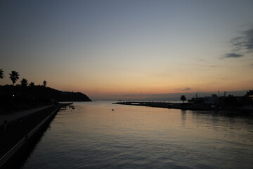 江ノ島大橋周辺の日没時の風景　夕景