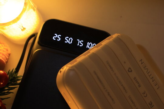 The image contains the text "25 S0 15 lgr" at the top and "LENTIVEN" at the bottom. The meaning of the text is unclear, but it could be a code, model number, or brand name.