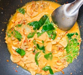 Delicious Thai Curry with Fresh Ingredients and Aromatic Spices