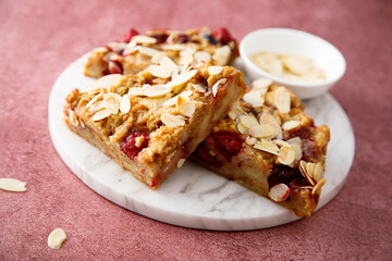 Almond pie with berries