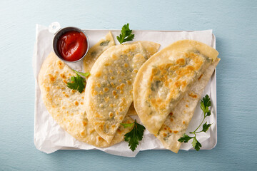 Vegan flatbreads with tomato sauce