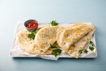 Vegan flatbreads with tomato sauce