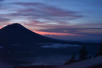 Naklejka premium sunrise over the mountains