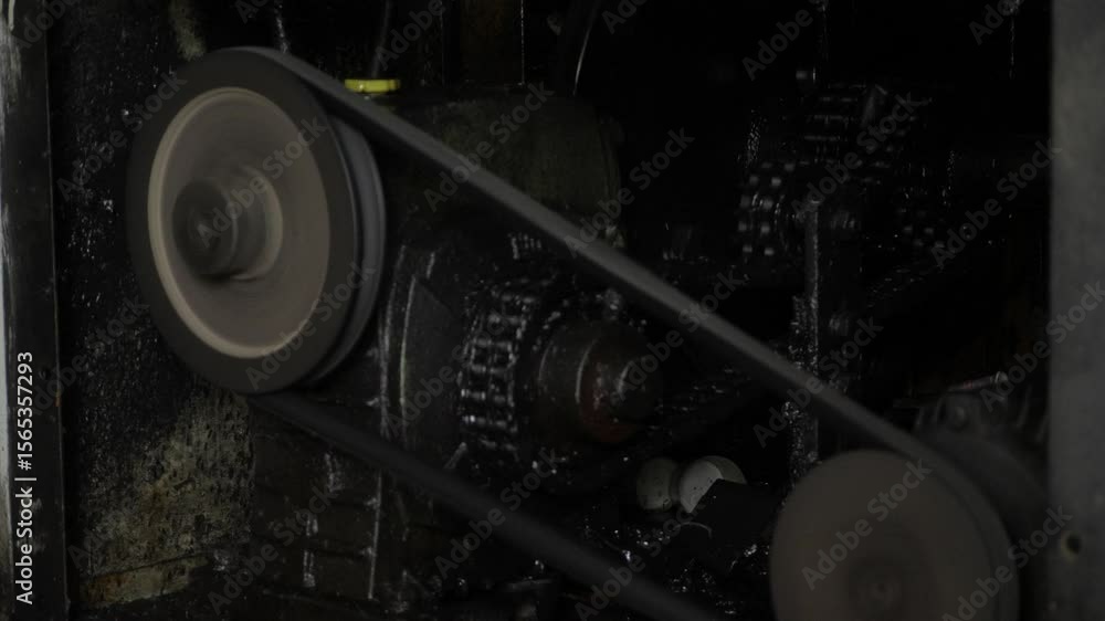 Poster discover the inner workings of a machine with our exclusive close-up view