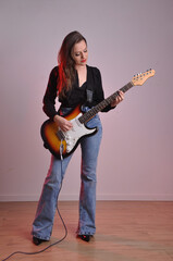 beldade mulher musico com guitarra elétrica 
